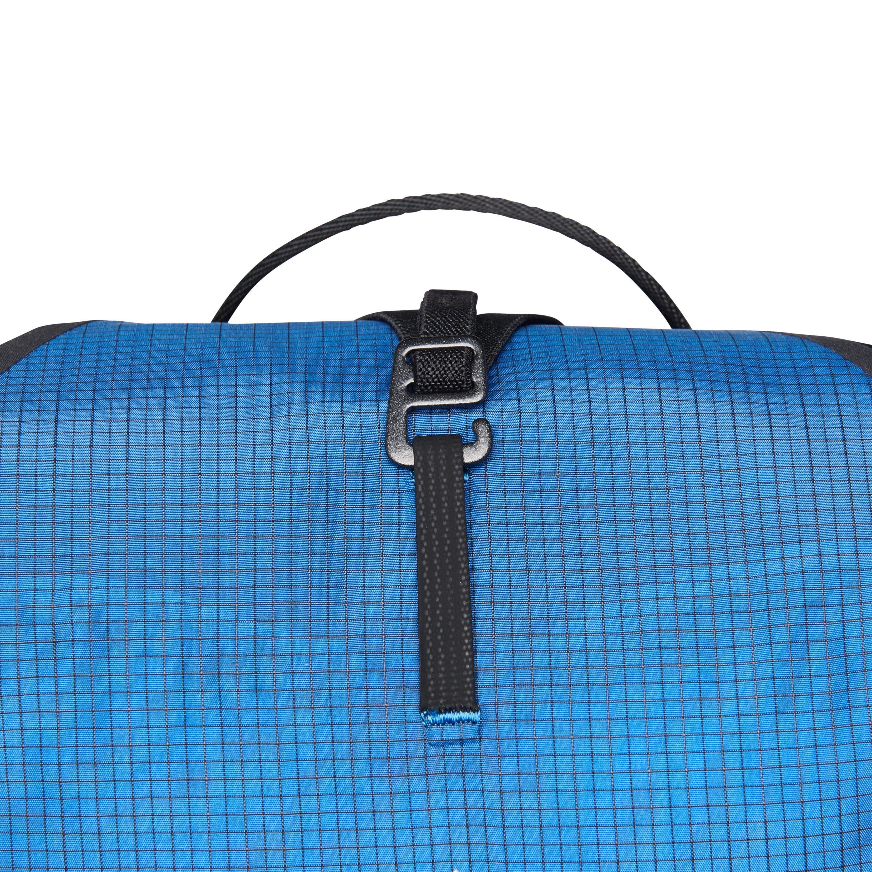 Distance 15 Backpack - Past Season