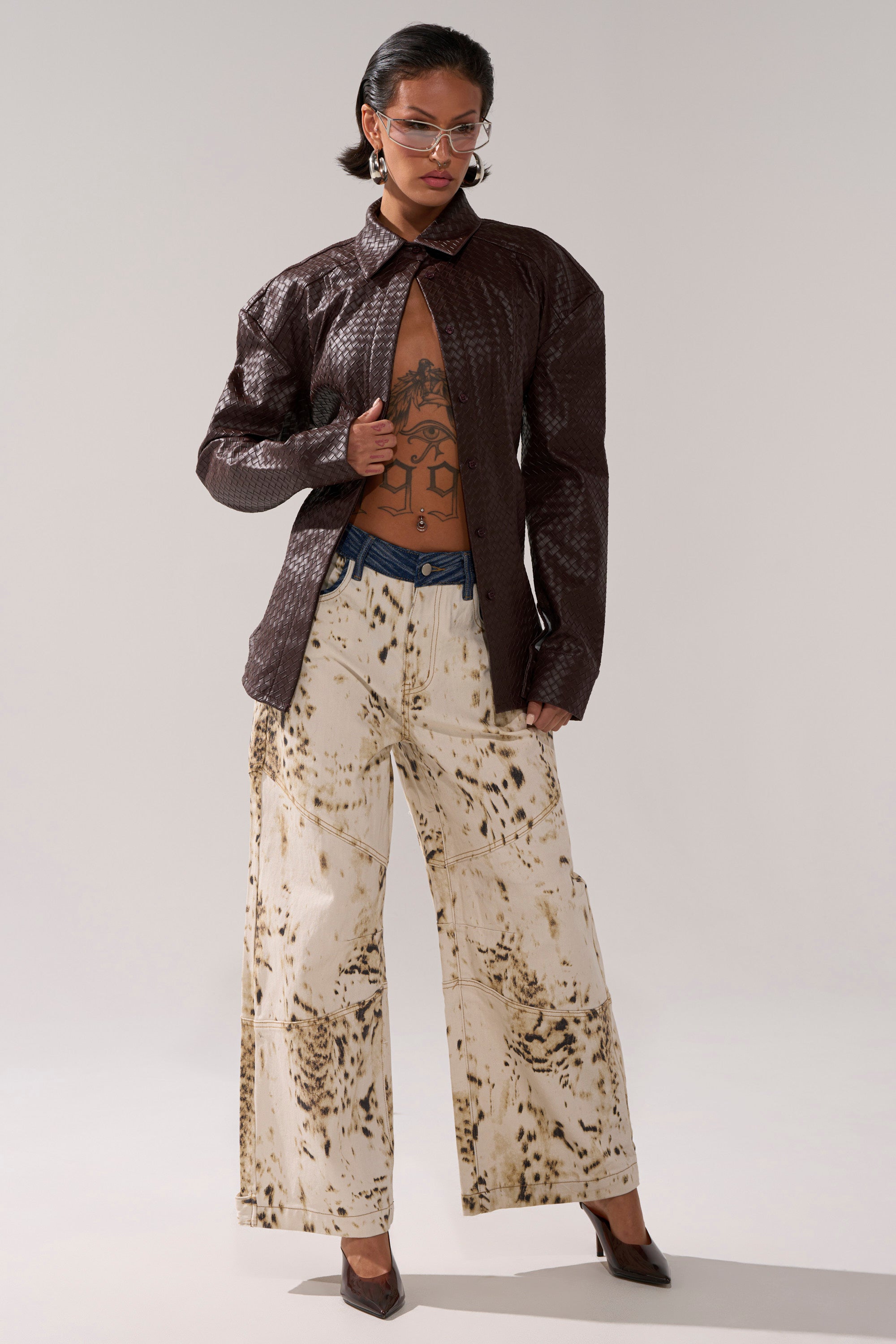 FEELING RICH FAUX LEATHER BUTTON DOWN