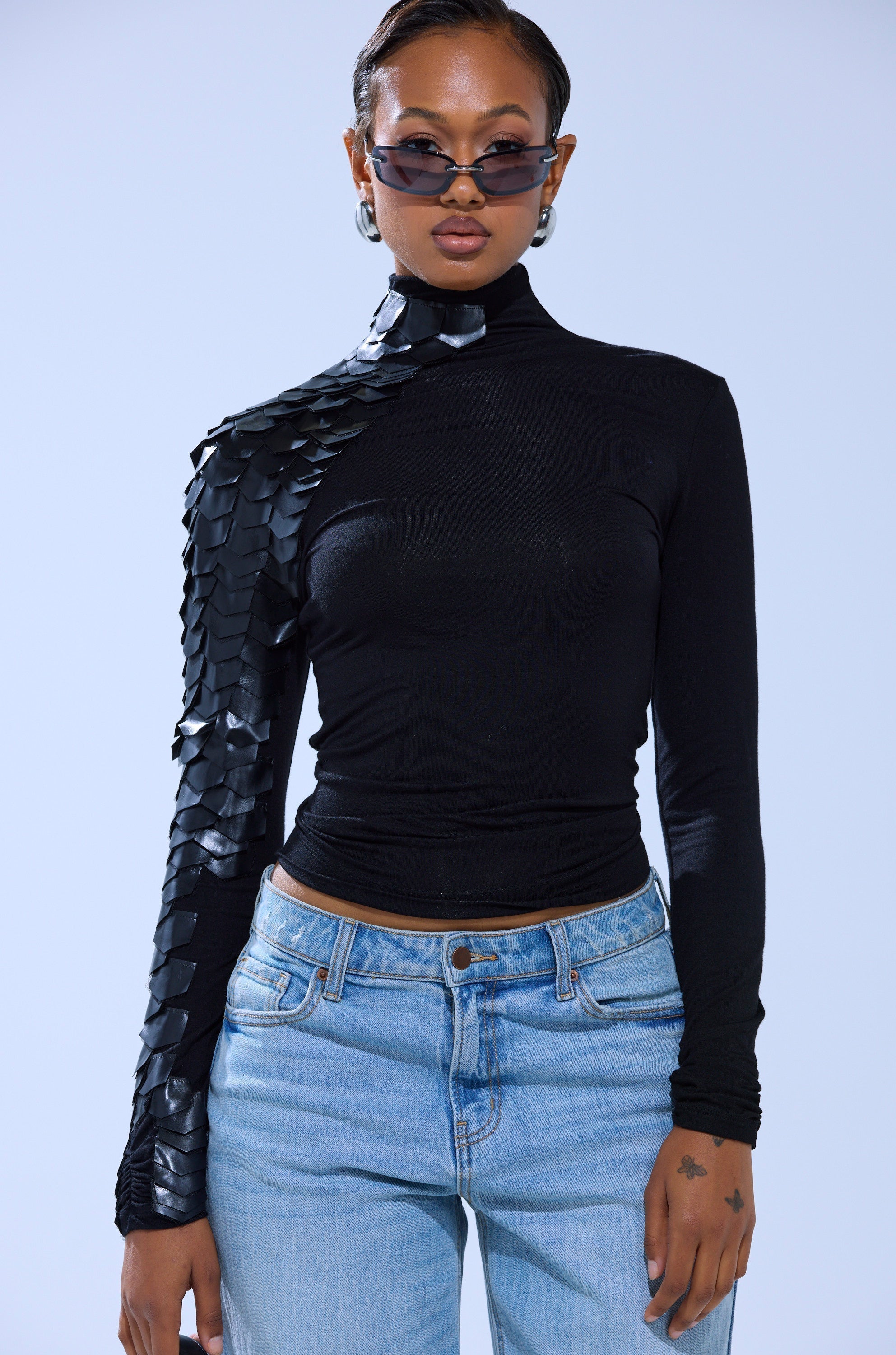 NASTASIA SCALE TOP