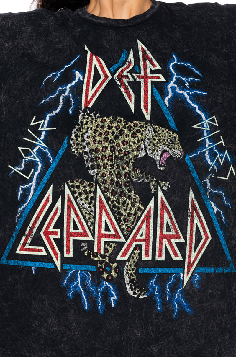 DEF LEPPARD ONE SIZE ACID WASH TEE
